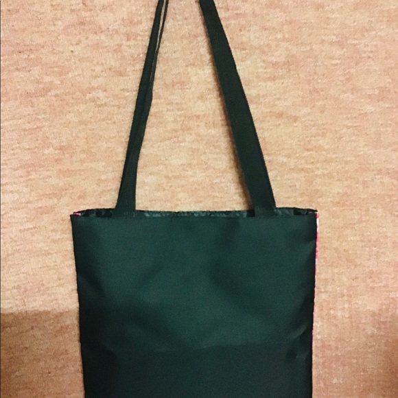 Mine’s Diamond Lightweight Handbag For Notebook Tablet and More No Zipper - Picture 6 of 7